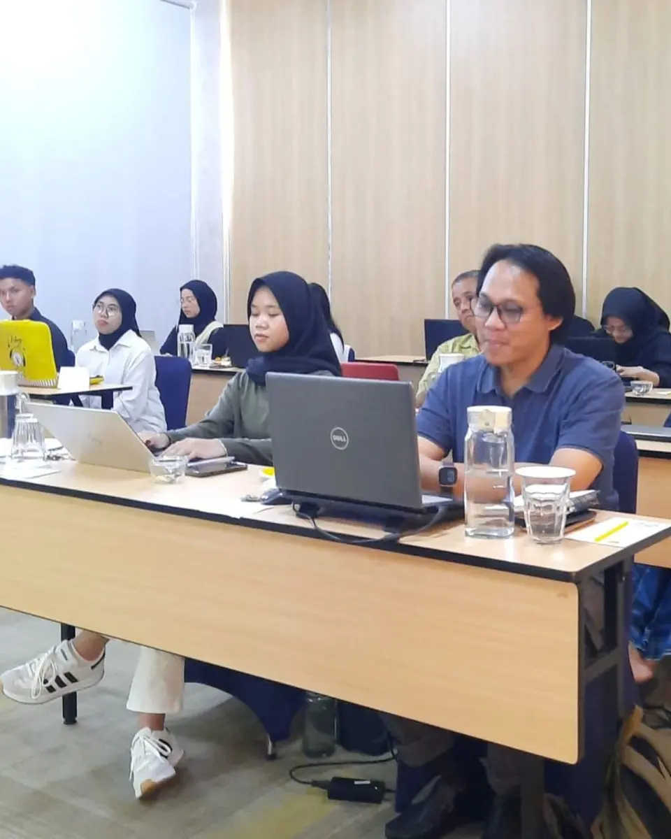 Dokumentasi kegiatan kelas saham Profita Institute 1